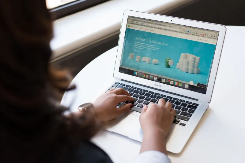 Lost in the Tabs: Why Falling Down Internet Rabbit Holes Is Actually Making You Smarter